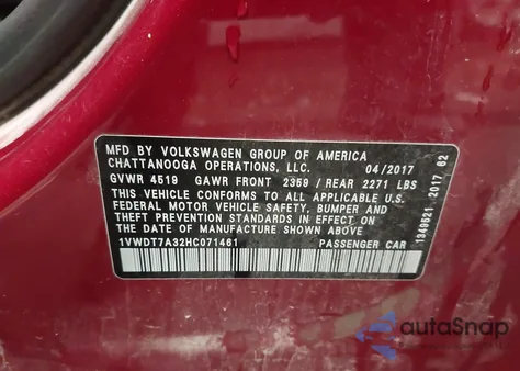 2017 Volkswagen Passat 1.8T R-Line из США, поврежденный, VIN 1VWDT7A32HC071461